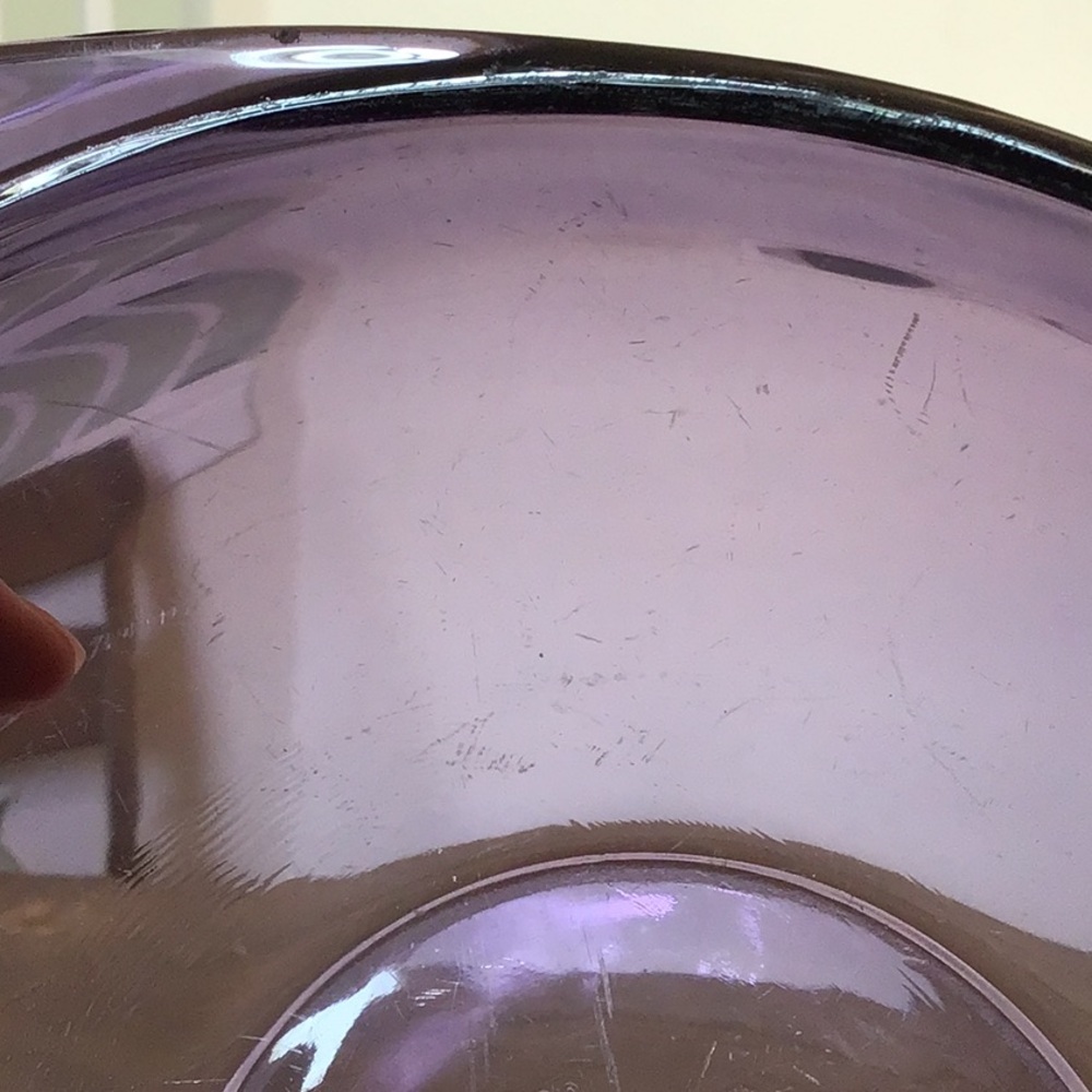 Vintage Pyrex amethyst glass mixing bowl or casserole dish - Picture 6 of 10
